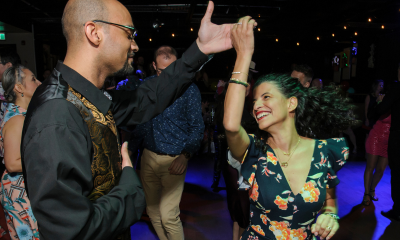 Adultes sans partenaire qui dansent ensemble - Toca Danse Adultes sans partenaire qui dansent ensemble - Toca Danse